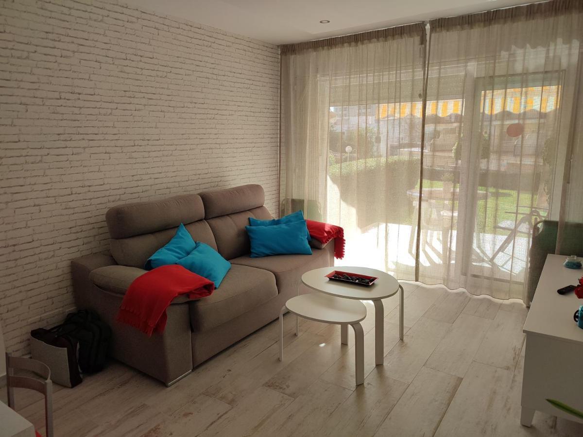 Carihuela Beach Torremolinos Exterior photo