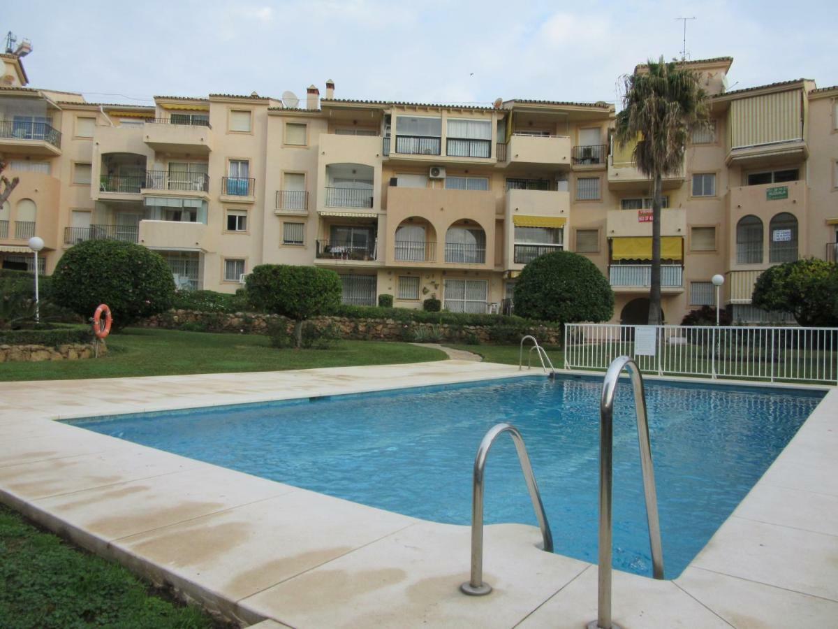 Carihuela Beach Torremolinos Exterior photo